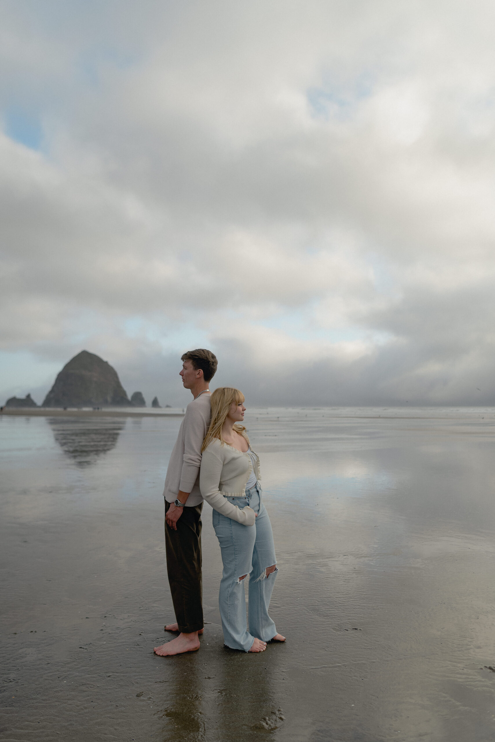 cannon beach engagement photos
